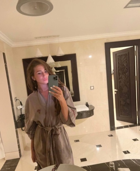 Aydinli Doğal Sarışın VIP Escort Bayan Berna