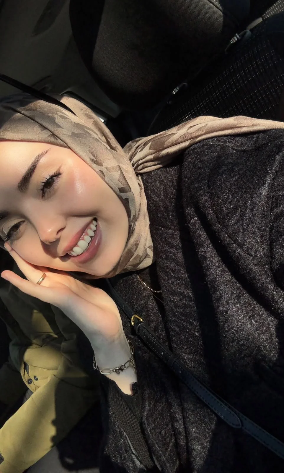 ŞİŞLİ Escort PINAR - Gerçek Fotoğraflı Doğrulanmış Profil ŞİŞLİ VIP Escort PINAR - Doğrulanmış Model